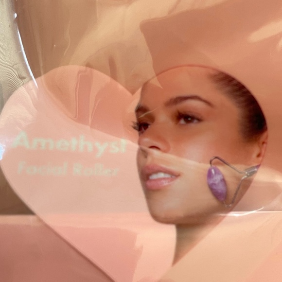 Skin Gym Facial Roller- genuine Amethyst. Dual sided tool. Cult favorite! NWT - Picture 2 of 4